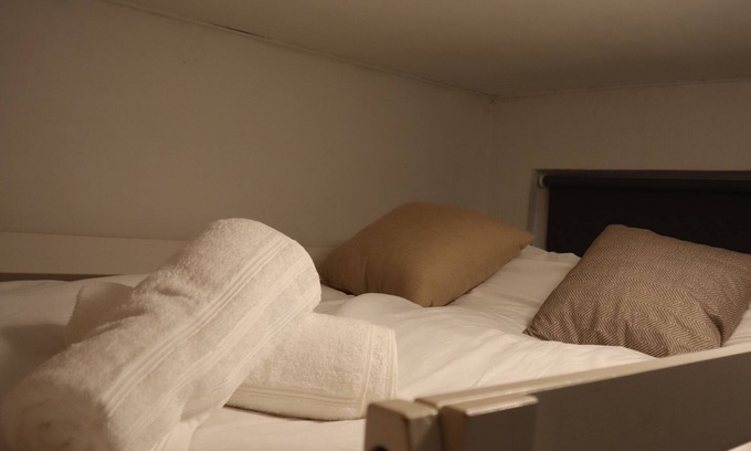 's-Hertogenbosch Apartment | Room Joesje, Den Bosch