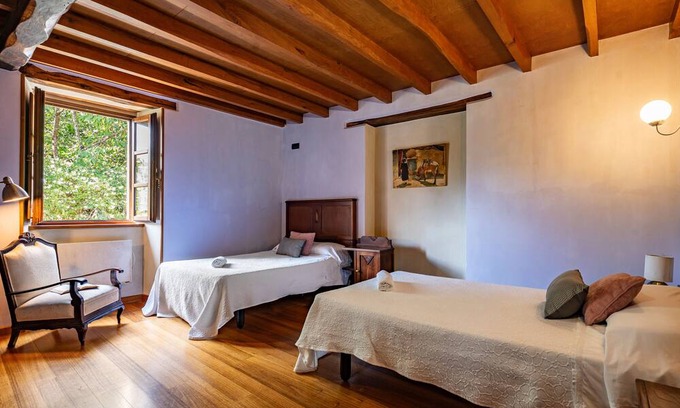 Mondonedo Apartment | Room Lamelas with Mountain Views, Shared Terrace and Wi-Fi