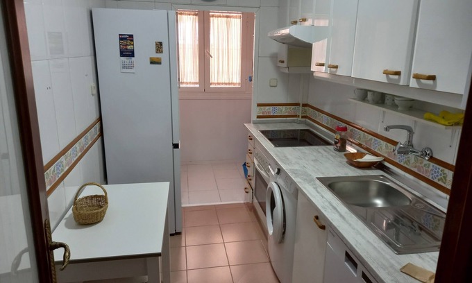 San Blas-Canillejas House | Room near Barajas airport