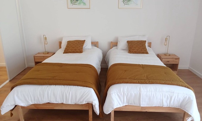 Coimbra Apartment | Room 'Quarto 1 Rc - Quinta Df' with Mountain View, Wi-Fi and Air Conditioning