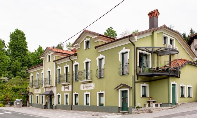 Pivka Hotel | Rooms Herman