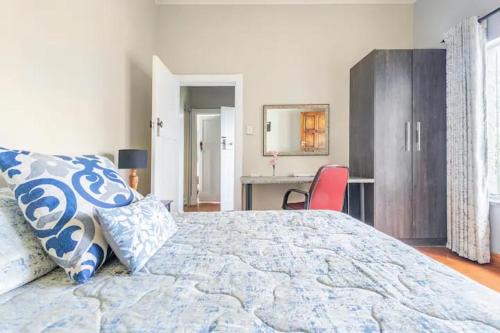 Boksburg House | Rooster Room
