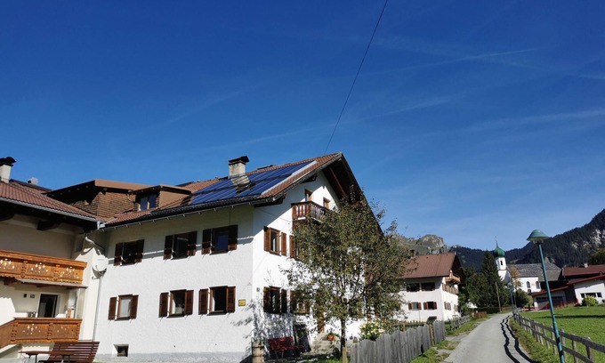 Graen Apartment | Rosa´s Ferienhaus Ferienwohnung Aggenstein