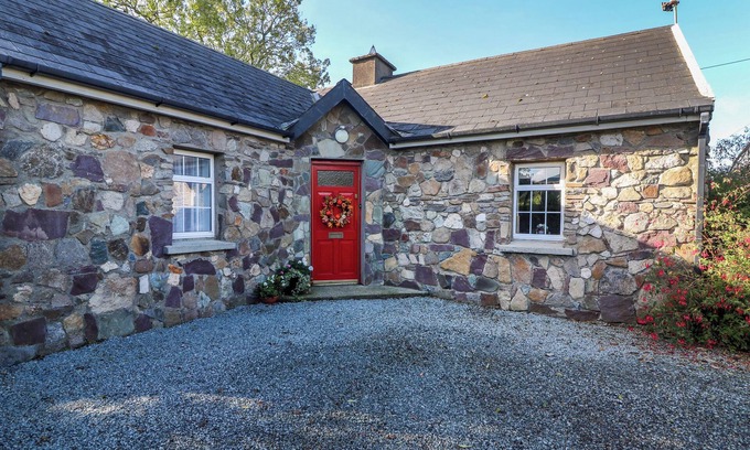 Ramsgrange Cottage | ROSE COTTAGE, family friendly in Duncannon, County Wexford