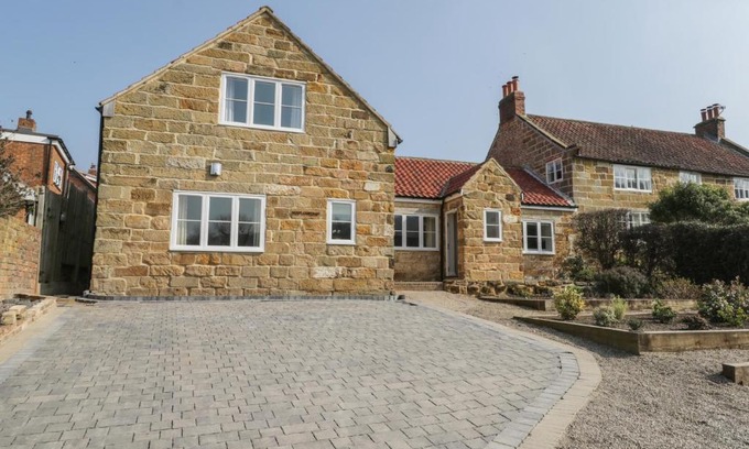 Carlton-in-Cleveland House | Rose Cottage