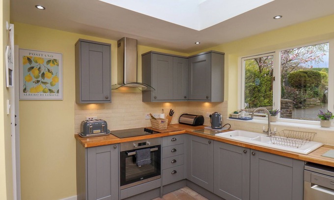 Cloughton Cottage | Rose Cottage