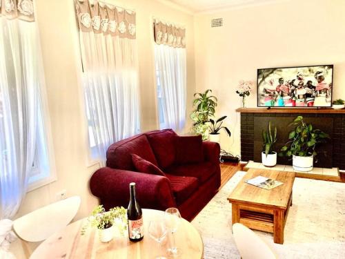 Tumut Apartment | Rose End Cozy Apartment