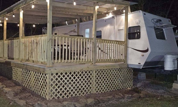 Tazewell House | Rose's Resort