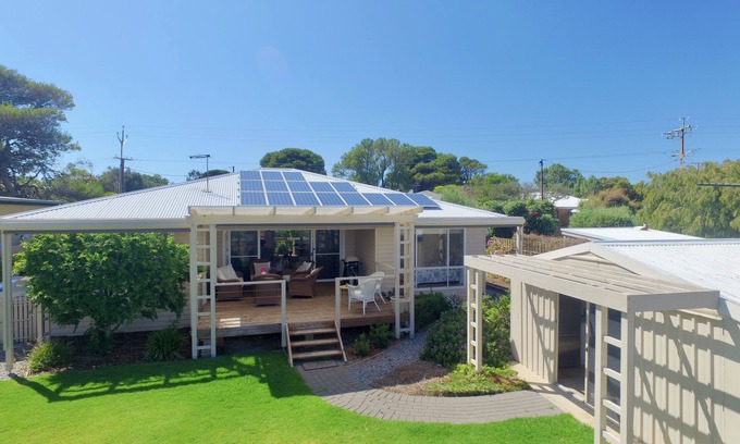 Port Willunga House | Rose Villa - Port Willunga Beach Retreat