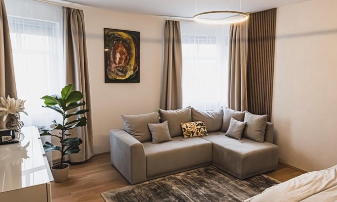 Sarospatak Apartment | Rosegarden Apartman