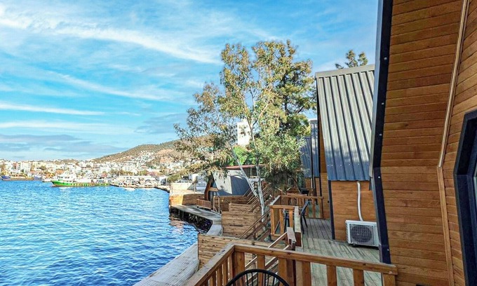 Gulluk House | Roseira Bungalov