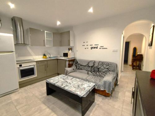 Roses Town Center Apartment | Roses Centro, muy cerca de la Playa y con Wifi!!!