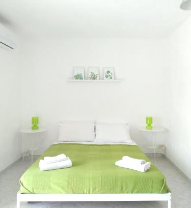 Menfi Apartment | Rosso di Sera Loft