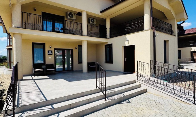 Vladimirescu Villa | Roua Residence