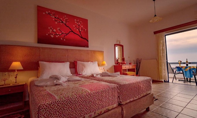Palaiochora Apartment | Roula Apartments