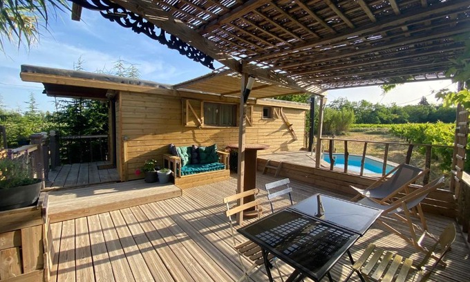 Roquemaure House | Roulotte du Moulin Saint Valentin