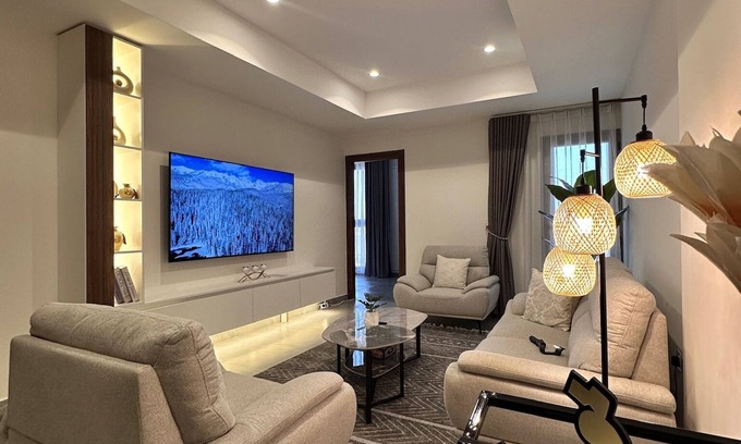 Muscat Apartment | Royal Al Arfan 2-bedroom apartment in tranquil Muscat