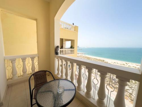 Al Hamra Village Apartment | Royal Breeze Sea View One Bedroom Apartment