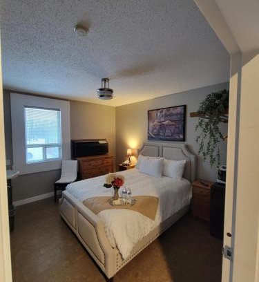 Okotoks Hotel | Royal Duke Hotel