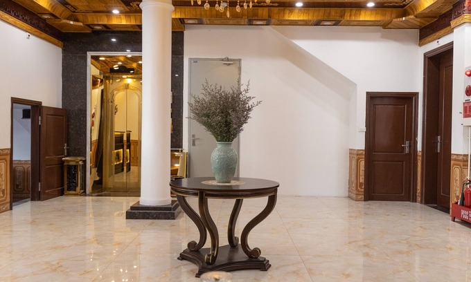 Hanoi Hotel | Royal Hotel - Sai Dong - Long Biên