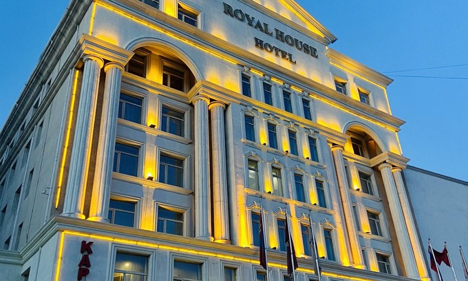 Bayangol Hotel | Royal House Hotel 2