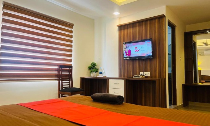 Mamangalam Hotel | Royal Mansion