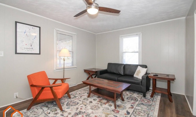Kannapolis House | Royal Oaks Mill House in Kannapolis, a Private Home for Extended Stays