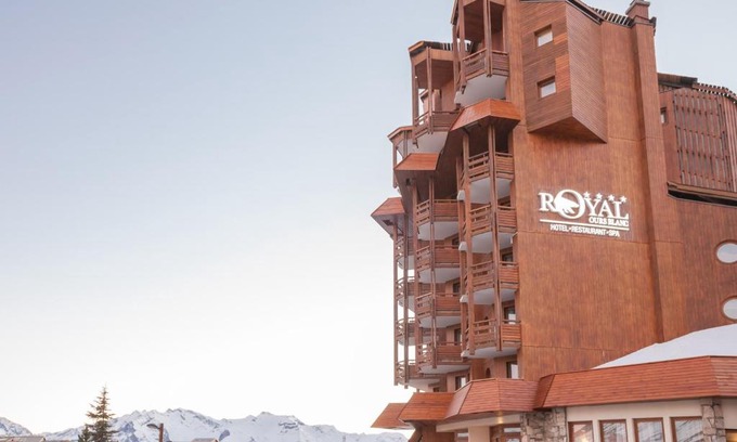 Jeux Hotel | Royal Ours Blanc Boutique Hôtel & Spa