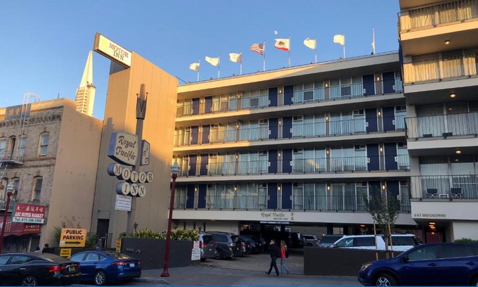 Chinatown Hotel | Royal Pacific Motor Inn