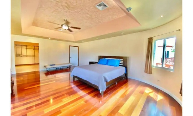 Estate Mount Pleasant East 1 House | Royal Palms Villa/Retreat