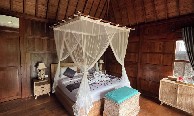 Celuk Villa | Royani Wooden Private Villa