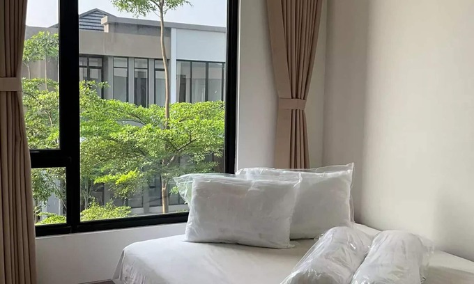 Java House | Rumah Dallas pik 2 dan free pembantunBanyak tempat wisata kuliner, klub, pantai