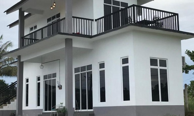Pasir Puteh House | Rumah Sawah Homestay Pasir Puteh