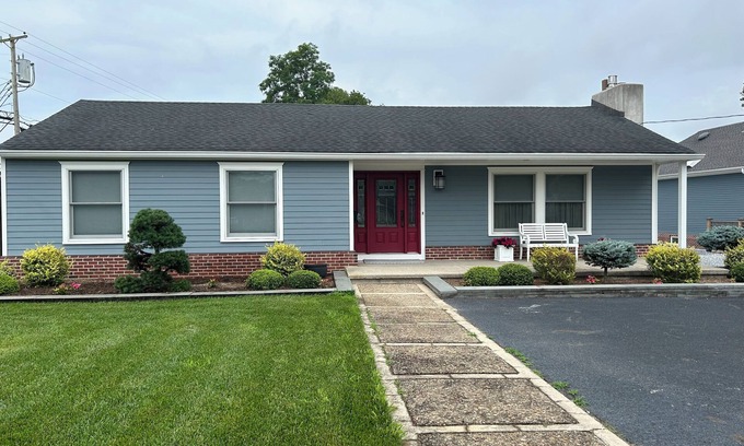 Dennisville House | Run Creek Cottage 2.3 miles to Ocean City, NJ