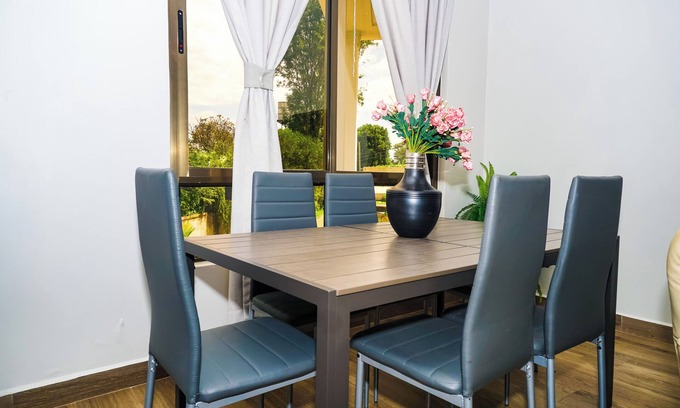 Nairobi House | Runda Spacious 7-bedroom townhome in welcoming Nairobi's best estate