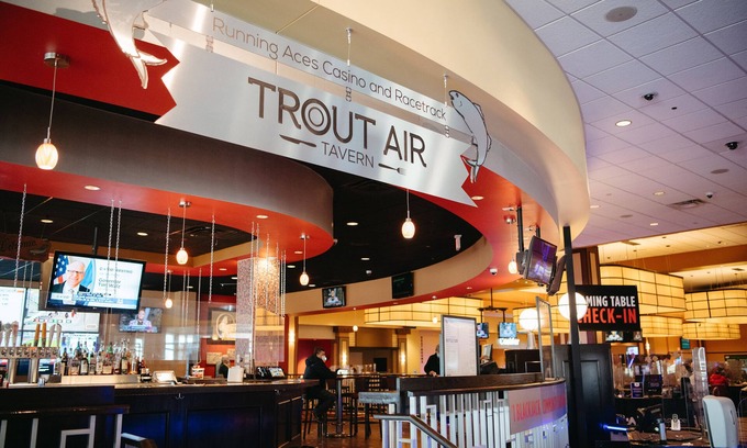 Columbus Hotel | Running Aces Hotel & Casino, Trademark Collection by Wyndham