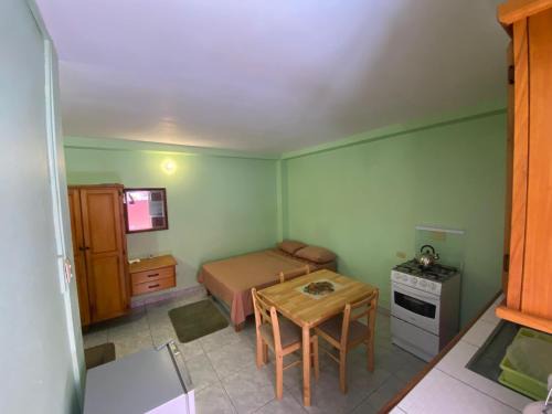 Bon Accord Village House | Runnyaway Inn