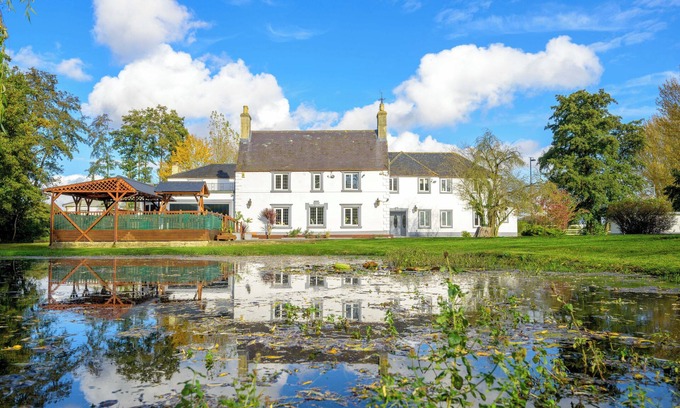 Stamford House | Rural 5-Bedroom Entire Countryside SPA House near Stamford, Rural 5-Bedroom Countryside SPA House ne