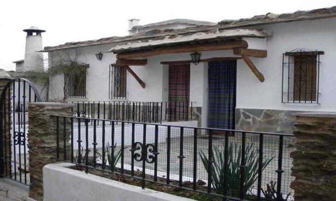 Bubion Cottage | Rural Accommodation El Romero for 5 people