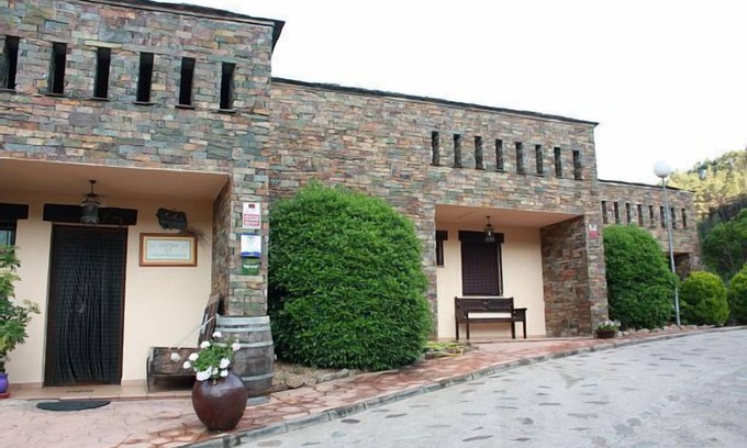 Casares de las Hurdes Cottage | Rural apartment Aldea la Cabachuela for 4 people