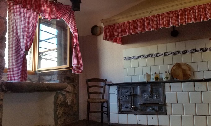 Zrenj House | RURAL APARTMENT CAROLINA