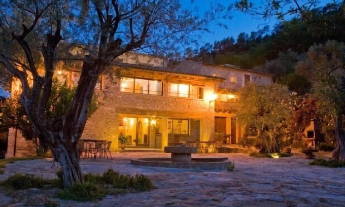 Porqueres Cottage | Rural apartment Mas Rovira for 2 people
