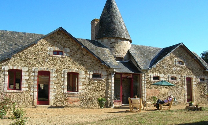 Daon House | Rural cottage near the castle of Lutz