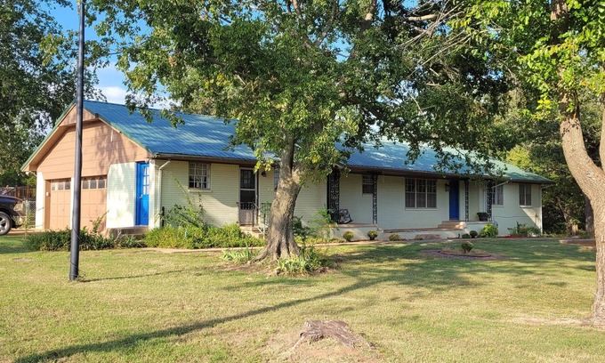 Lincoln County Other | Rural Gem! Recently Remodeled and Redecorated 3/2/2 Farmhouse on 24 Acres