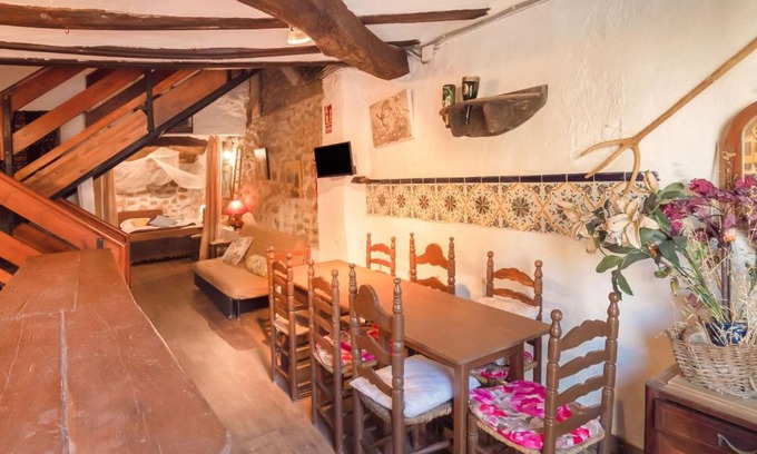 Tolva House | Rural Holiday Home in Tolva near near Mont Rebei Lake