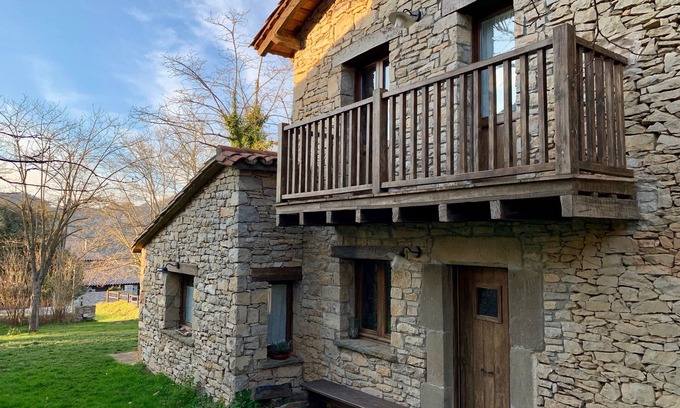 Tavertet Cottage | Rural house (Can Vila) for 6-8 people