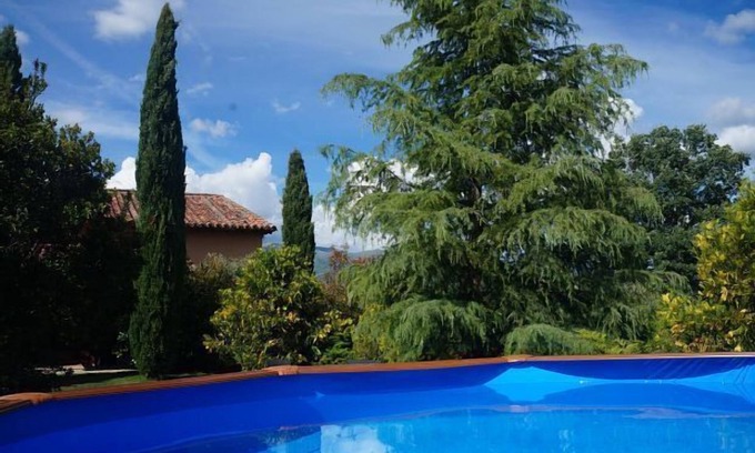Candeleda Cottage | Rural house (complete rental) Los Secaderos for 10 people