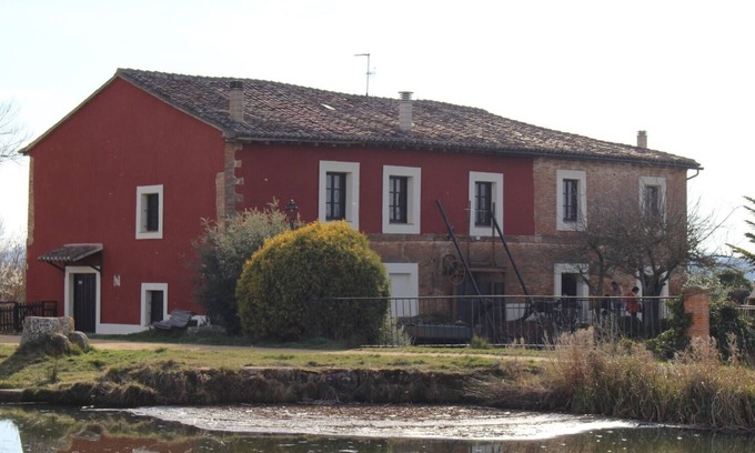 San Quirce del Rio Pisuerga Cottage | Rural house El Canal for 4 people