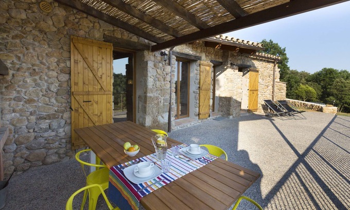 Llado Other | Rural House-Farmhouse near the Costa Brava and Pyrenees.