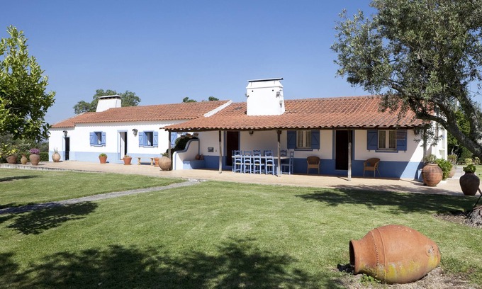 Ponte de Sor Cottage | Rural house in the dam of Montargil